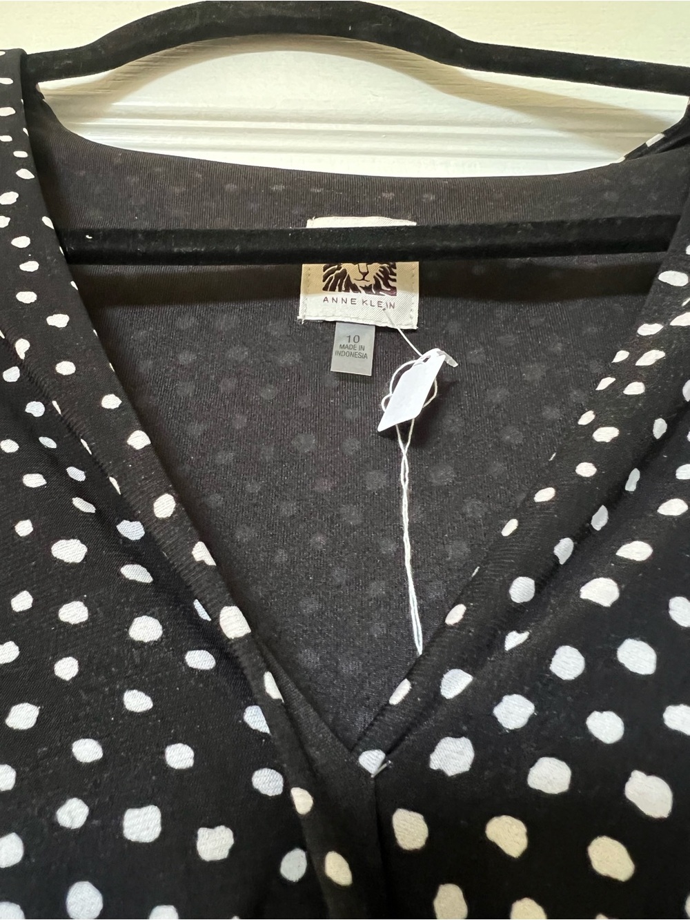 Anne Klein Black and White Polka Dot V-Neck Top